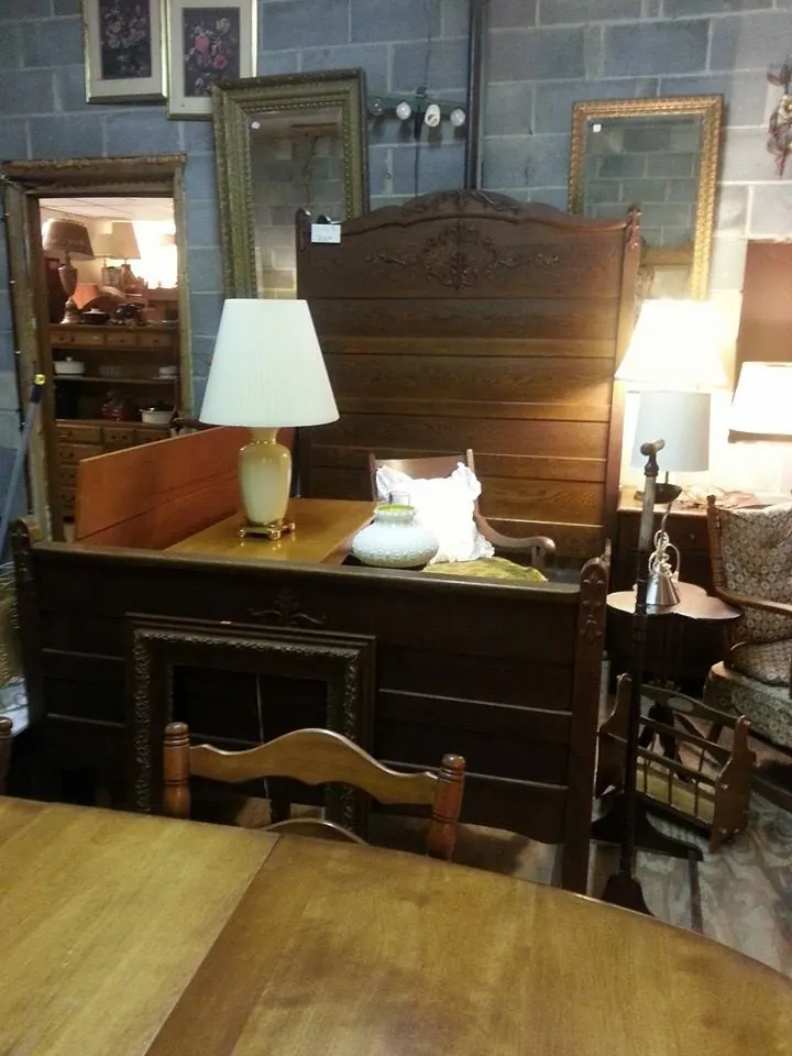 Monongah Furniture & Antiques