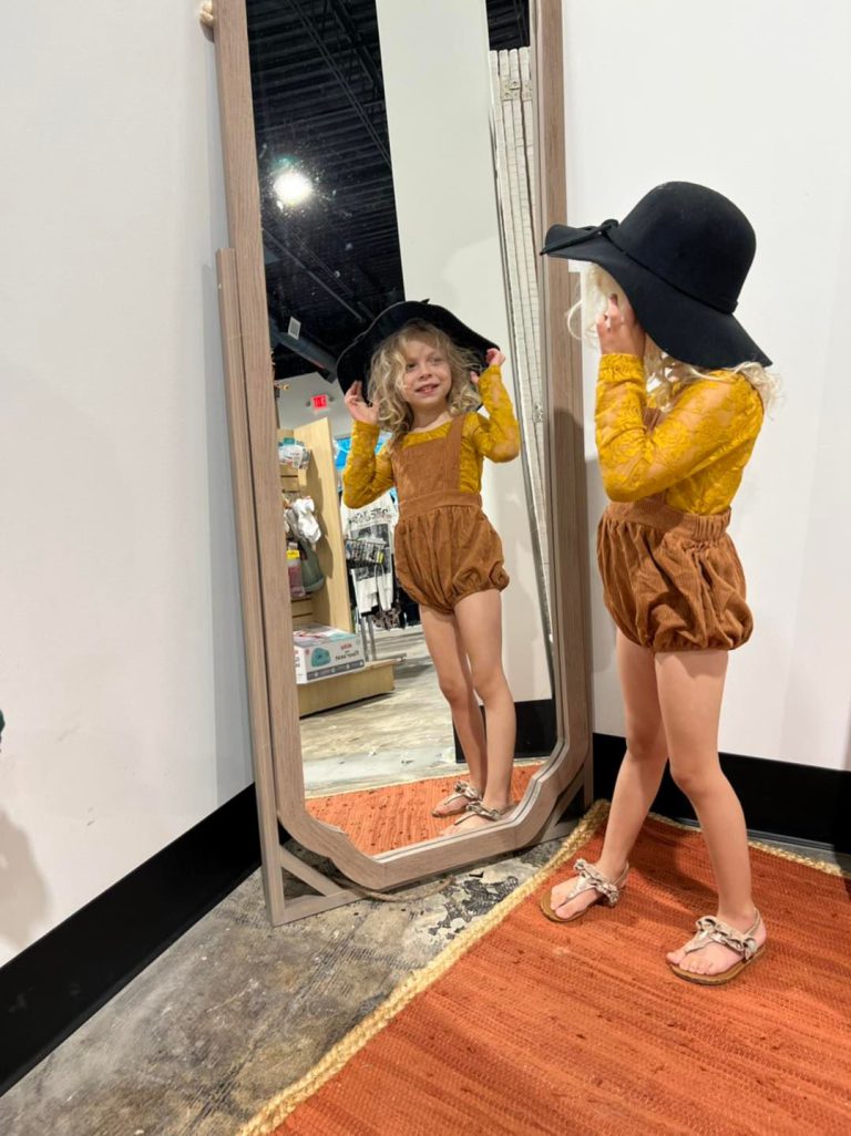 Agnes & Alfred Boutique Co.